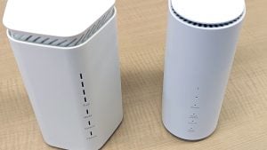 Speed Wi-Fi HOME 5G 挿すだけWiFi