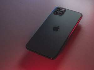 iPhoneは何年使える？買い替えのタイミングや寿命を伸ばす方法を解説