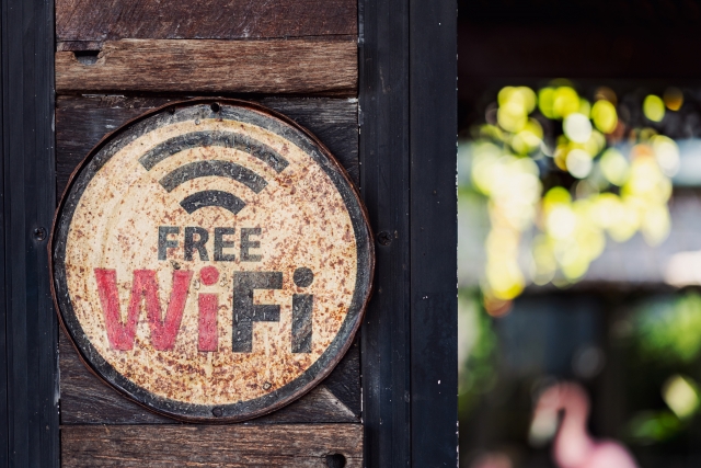 FREE WiFi