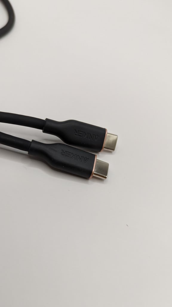 Anker PowerLine III Flow USB-C & USB-C ケーブル 端子部分