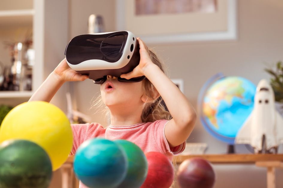 VRを体験する子供