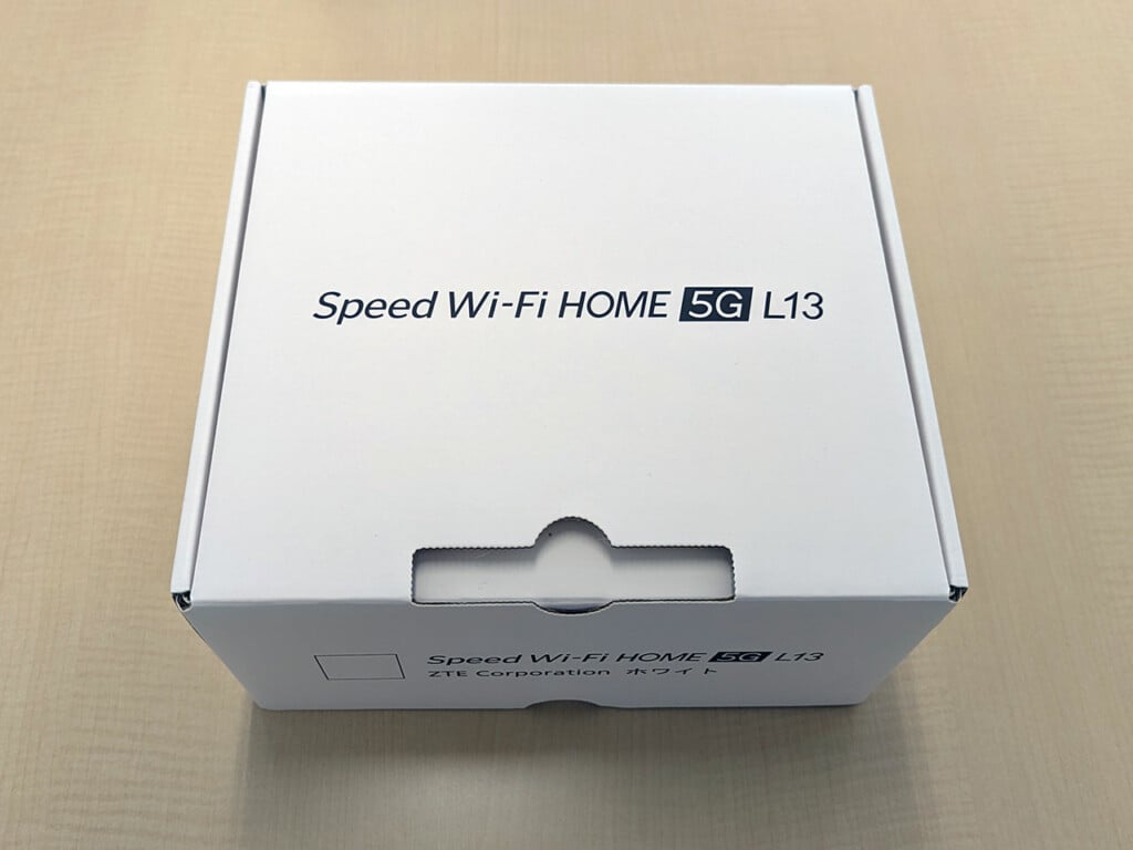 Speed Wi-Fi HOME 5G L13 外箱