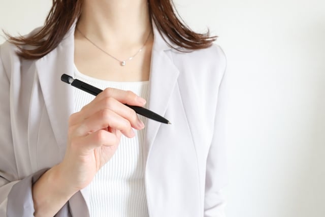 スーツ 女性