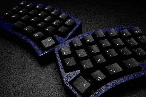 エルゴノミクスキーボード