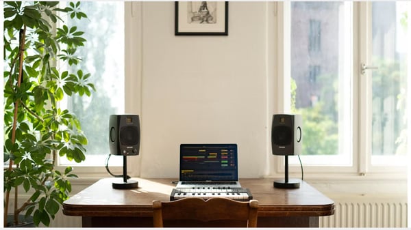 ADAM Audio D3V