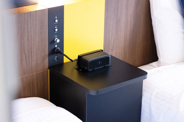 Anker Nano Charging Station (7-in-1, 100W, 巻取り式 USB-Cケーブル) エイチ・アイ・エス