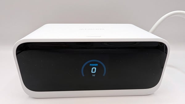 Anker Nano Charging Station (7-in-1, 100W, 巻取り式 USB-Cケーブル) 本体