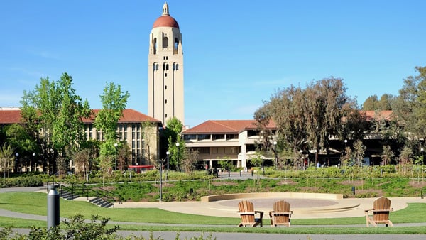 スタンフォード大学