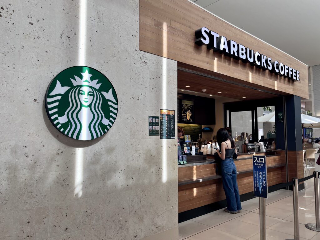 南ぬ島石垣空港 スターバックス New Ishigaki Airport Starbucks